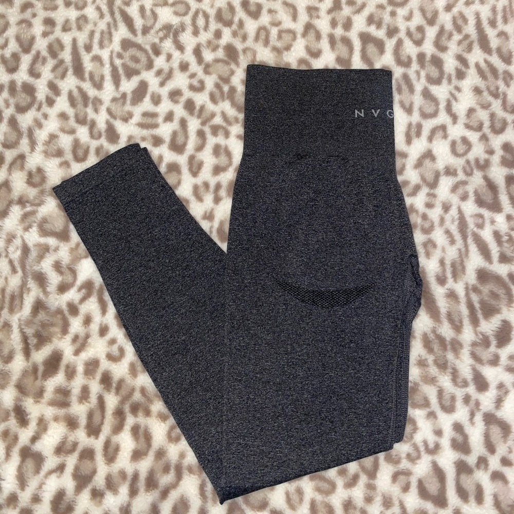 NVGTN speckled black leggings medium